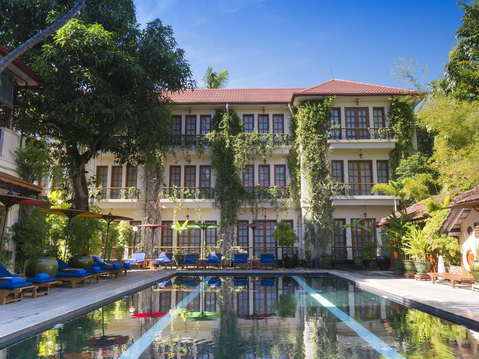 Savoy Hotel Yangon Exterior foto